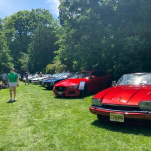 Genoveva Rossi Instagram - My 2nd year attending CATS IN THE GARDEN XVII; a jaguar car show at @vanvleckhouseandgardens rious

#genovevarossi  #vanvleckhouseandgardens #montclairnj #garden #jaguar #carshow #luxurycars #jaguarcarshow