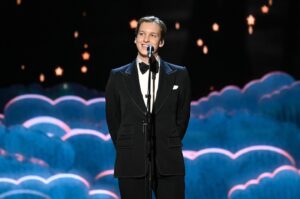George Ezra Instagram - Very happy to say I’ll be appearing on The Royal Variety Performance tonight✨ Make sure you tune in at 8pm on @itv x