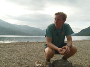 George Ezra Instagram - ‘End to End’ is available to watch on @primevideouk now!

Back in 2021, me and two of my closest friends walked the length of the country, from Land’s End to John O’Groats, and I’m so excited to be able to share the journey with you all. Friendship, music, walking, it was a life-changing experience. 🥾🎶

Please do watch it and let me know what you think of it, I hope you love it.

All the best, G x
