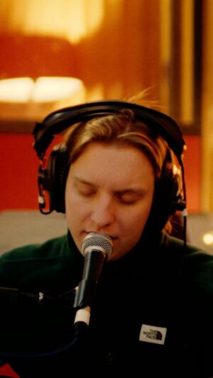 George Ezra Instagram - The day we wrote ‘Sweetest Human Being Alive’ in the studio was beautiful. We were a long way off the album but the energy felt very special that day ❤️ Hiding away, working, writing and recording, it was delightful. I’m glad I found this video from the archives to remind myself of that wonderful day and to share with you all.

I hope you’re keeping well. 

Take care, G xx

📹: @scarbonarra