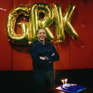 George Ezra Instagram - 💫 GOLD RUSH KID 💫 My new album is out now! Play it loud, tell your friends, spread the love - it’s finally here. I hope you enjoy it x