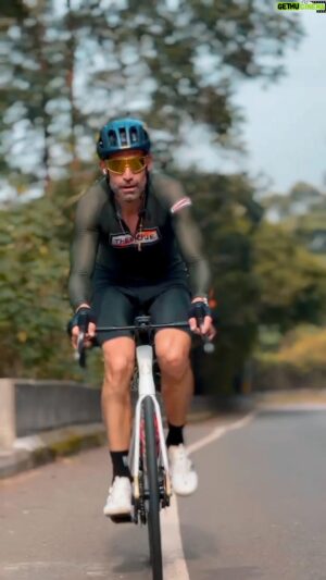 George Hincapie Instagram - Riding into the weekend ! 🇨🇴🇨🇴❤️❤️