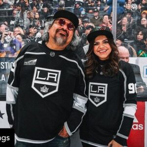 George Lopez Instagram - @lakings Tonight, it’s Lopez & Lopez on the puck drop 🤝 #gkg  Thanks for an incredible honor and to share it with @mayanlopez #orgullo  @nbc 🇲🇽 “ And SERIO thanks for all the CHINGON Gear Y La V 👌🏽