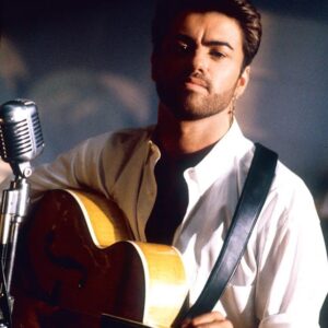George Michael Instagram - FINAL chance to get 25% discount off ALL merchandise items on the brand new George Michael Official Store! 🛍️ Use code: GMBF2023! Shop at the link in bio - Offer ends today ⚡️

This photo of George was taken during the video shoot for ‘Kissing A Fool’ in 1987 📸: Photography by Chris Cuffaro