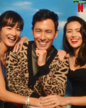 George Young Instagram - EXCLUSIVE: @netflix's 1990's 'imaginary reimagining' of Three's Company, starring Janet (the "H" is silent) Hsieh, Jessica (the "W" is silent) Henwick, and George (the "Y" is noisy) Young

has been cancelled and buried somewhere between Los Angeles and Las Vegas.

📸: @tomsonehourphotolab
@netflixgolden @goldhouseco @hollywoodreporter