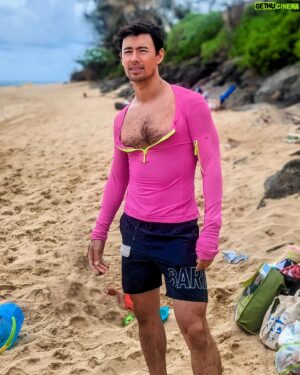 George Young Instagram - This is what it looks like when Surf Fashion cries. Top stolen from @janetagram #hawaii #kekoasurfs