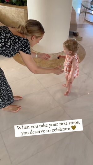 Georgie Barrat Instagram - Her first ever steps! She couldn’t be more chuffed with herself 😝