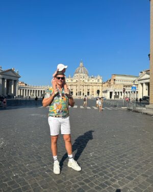 Georgie Barrat Instagram - Weddings don’t come around as frequently as they used to - so an abroad one is a real treat, especially as we managed to do a bit of sightseeing in Rome (albeit with Mr Tumble on in the background)
We would have left the girl at home, but no childcare meant we made do with babysitters for the actual wedding & stumbled our way through some early starts after some late nights 😵‍💫
Unfortunately we had the WORSE journey home as we got caught up in the air traffic control outage ❎ 12 hours at the airport, followed by an extra night in Rome, followed by me booking a new flight to Berlin for work because I didn’t trust I would be able to get out there from the UK 🫠 husband definitely drew the short straw having to fly back solo parenting 😬 Despite all this the wedding was beautiful, the Campari delicious & it was so special watching @alicecsidds & @mark_sidds tie the knot ❤️💕❤️