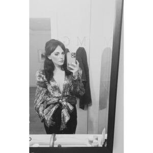 Georgina Reilly Instagram - I L I K E B I G
bows and I cannot lie. Inspired by my friends @littlenudniks I’ve started renting my clothes every month with @nuuly 
•
It’s not the fix all but it’s a step in the right direction to slowing down the negative impacts of fast fashion. 
•
See @nuuly for more details.