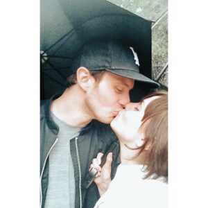 Georgina Reilly Instagram - S E V E N Y E A R S 💍
“Took my heart upon a one way trip” •E.S•
happy anniversary MOB ♥️