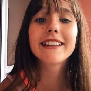Geovana Padalino Instagram - #tiktok #tiktokdance #gigipadalino #gigipadalinooficial #geovanapadalino #model #teenmodel #protegidapordeus
