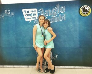 Geovana Padalino Instagram - Amigas 💙💙💙 #gigipadalinooficial #geovanapadalino #gigipadalino #anglomorumbi #ginasticaartistica