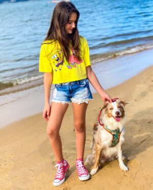 Geovana Padalino Instagram - Confie no que você veste! 
Amoo @crawlingjeans 

@scfashionteens 
#conexaosummerscft 

#gigipadalino #gigipadalinooficial 
#geovanapadalino #modeloteen #influencer #modelobrasileira #lookdodia #crawlingjeans #scfashionteens #protegidapordeus
