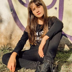 Geovana Padalino Instagram - “É preciso permitir que coisas lindas aconteçam” 

@garotasteen_oficial_ 
@boaondaoficial 
#gigipadalino #geovanapadalino #garotasteenoficial #modelobrasileira #modeloteen #scfashionteens #protegidapordeus