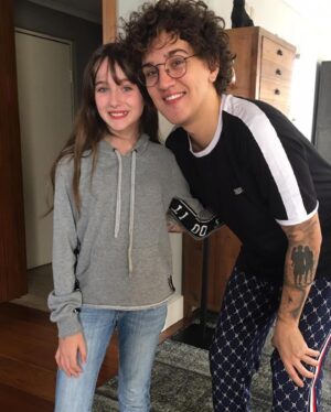 Geovana Padalino Instagram - O Job de hoje foi com o querido @christian_fig ✌🏻🤞🏻🥰 Obrigada pelo carinho ! Muito sucesso 🙏🏻🙌🏻 #gigipadalino #geovanapadalino #gigipadalinooficial #job #christianfigueiredo #amei #gratidao #protegidapordeus