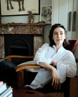 Geraldine Hakewill Instagram - @rebeccahitchphotography @cathysavage @biancaspender 🖤