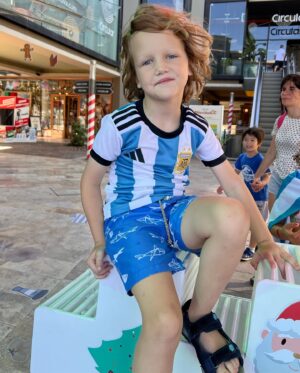 Germán Paoloski Instagram - Feliz Cumpleaños mi amor 🥰 
Felices 6 años 
Sos unico 
Te amamos mucho y estamos orgullosos de vos…