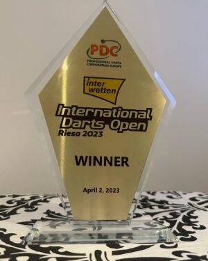 Gerwyn Price Instagram - #100thEuroTourEvent #8thForMe 4/5 in Riesa🏆 😁