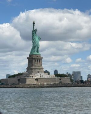 Gerwyn Price Instagram - #NYC #SPEEDBOAT #SIGHTSEEING