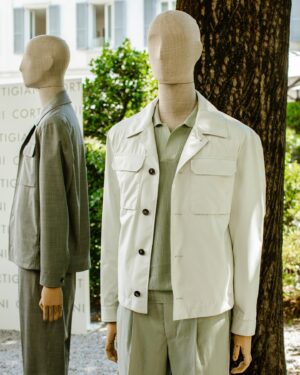 Giancarlo Fisichella Instagram - I’m pleased to have taken part at the opening of the new Cortigiani flagship store in Milan and to the presentation of the SS25 collection during Milan Fashion Week 2024.
It was an honor to discover an Italian brand that creates timeless and 100% Made in Italy menswear collections.

@cortigiani_official 

#adv #mfw #cortigiani