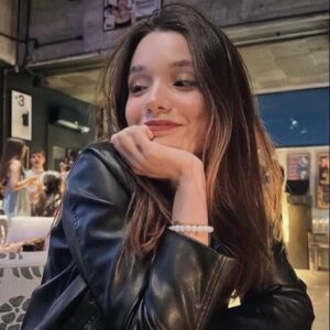 Gianlucca Mauad Instagram - @giuliabenite 🤍

Você não tem noção do quão é especial , talentosa e tem um brilho que nada explica. Te admiro não só como atriz, mas também pela pessoa incrível que você é. tenho um orgulho gigante de vc e vou estar sempre aqui para te aplaudir e ver você conquistar tudo aquilo que você sonha. obrigado por todos os nossos momentos juntos, feliz aniversário e espero ter mais memórias boas com você. 🙂 
T amo, Giulia 🤍

Gico