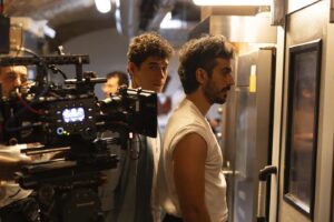 Gianmarco Saurino Instagram - da oggi #MaschilePlurale è al cinema
è vero, non dappertutto lo so, ma presto.avrete modo di poterlo vedere comodamente da casa vostra
grazie a @fabulapictures e @ale.guida84 che hanno creduto per una seconda volta in Maschile.
l'amore non può essere riassunto in un film solo.
grazie al compagno di viaggio che vorrei sempre, anima buona e artista straordinario, @giancarlocommare 
grazie a @andreafuorto che si è inserito in punta di piedi ma con anima e cuore nel racconto, talento purissimo
@michelagiraud che ha fatto un lavoro strepitoso
e @francescogheghi_ che è il mio chicco preferito
e tutti, tutti gli altri perché solo così poteva essere Maschile Plurale.
grazie @contedivaldoca e @giuseppepaternoraddusa da sempre e per sempre.

ph. @francesco_berardinelli

@giannichiffi 
@andreasmercante