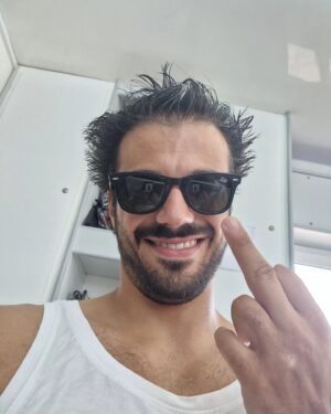Gianmarco Saurino Instagram - Da oggi #estatepiucalda
è su @primevideoit 

Abbiate fede. :)