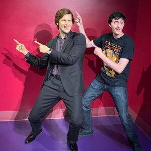 Gianni DeCenzo Instagram - Guys did I mention I’m doing a movie with Morgan Freeman, Jim Carry, and Patrick Swayze… not really😞 @madametussaudsusa was pretty cool though