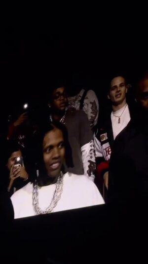 Gianni Paolo Instagram - My bro and I walked @lildurk out in Jersey for the last night of the Drake tour 🤯🤞🏽