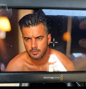 Giannis Tsimitselis Instagram - Να φύγει ο καύσωνας και μετά το Σεπτέμβριο θα γίνουμε μια παρέα !!!!! Ο πρώτος από εμάς έρχεται στον @ant1tv #filming #ilovemyjob #newgoals #september #newserial