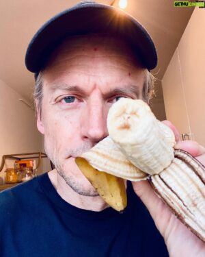 Gideon Emery Instagram - Mr Banana’s not ready for Monday, either…