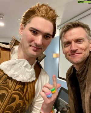 Gideon Emery Instagram - Thank you @kupocon for a fun (and furry) weekend celebrating everything #finalfantasy with incredible fans, cosplay galore and the sweetest sketch of Balthier I’ve yet to see.