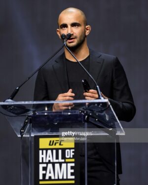 Giga Chikadze Instagram - Thank you @ufc 
#knockoutcancer #UFChonors