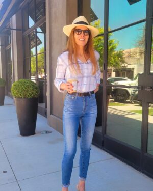 Gigi Levangie Instagram - Taking a dump in Dallas - a photo dump, that is. 😜 In town for our older son’s graduation but we frankly don’t know what to do with ourselves. Is this the empty nest life? Coffee and bad posing? If so - I’m all for it! ☕️☕️☕️💃🏼🕺🏽