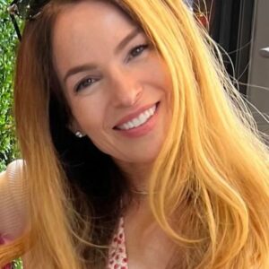 Gigi Levangie Instagram - My next author photo - thanks to @angelafindsamazin and a very accommodating valet at The Mark. So grateful for all my beautiful friends this past  year. Confession - because I love to confess, mostly in long novels - I was about to get a face lift because I wanted to wipe out my sad face and, in doing so, erase my suffering. It’s both fascinating and shocking what grief does to the human body. My face changed overnight. My joints stiffened and ached. My gums started growing bone as I was clenching my jaw and grinding my teeth. I lost weight even though I tried to eat normally. Grief is like Ozempic but I don’t recommend it. There were times I felt close to losing my mind. The term “razor’s edge” held new and terrifying meaning for me. A new face could fix so much, I thought. In the end, I chose not to get the face lift (thank you, @mikechessler, @snowboardercollie and @mimijames for the (forceful) encouragement not to go through with it 😜). Instead, I learned how to smile and laugh again. One day I’ll write the book on this terrible time which brought out unspeakable evil in a few and unimaginable kindness in many. How lucky I am to be here. Special shoutout to @ashleydupstephens (banana pudding, “smothered” everything, and, of course, The Driver) and @hiphopmommy (if you need me, you’ll find me in her playroom with Violet and Blue🐶🐶❤️).