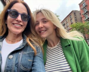 Gigi Levangie Instagram - Mother’s Day in NYC with my crew. Nothing better. I don’t even have anything sarcastic to say about my neck. (But you may be able to tell my age if you count the rings…😜). Happy Mother’s Day to all the mothers who put in the work and are now enjoying the fruits of their “labor”…🤰💐😂