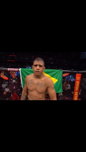 Gilbert Burns Instagram - Almost time to be back! 
-
Jaja estamos de volta com tudo! 

📷📹🎥 @justanedit1 

#10 #10years