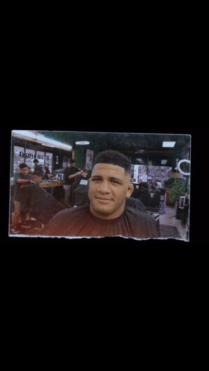 Gilbert Burns Instagram - We will call this one Burns 2.0 ✅ @gilbert_burns 🤝
.
.
.
#ufc #hairbyzino #gilbertburns #bocaraton #bocaratonbarbers #ufcbarber #beforeafter #skinfade #fadegame2raw