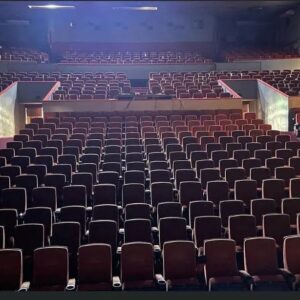 Gilberto Mendes Instagram - Até já🇲🇿

🎭AMOR DE FAMÍLIA!
⏰18h30
📍Cine-Teatro Gilberto Mendes
Domingo💵400MT