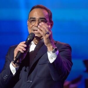Gilberto Santa Rosa Instagram - Gracias Puerto Rico por un show “Auténtico” lleno de emociones!!!
🎥: @rabbitmediapr 
#caminalo #autenticotour #gsrautentico