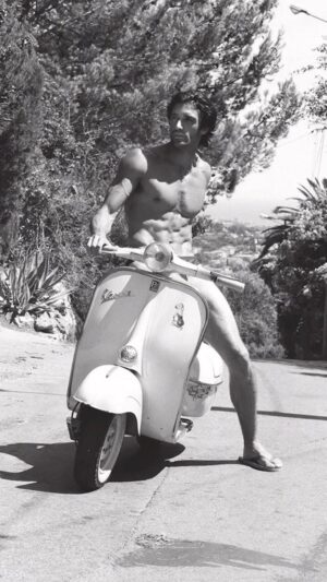 Gilles Marini Instagram - #thirstythursday … 🤣
#tbt #modelingyears 📸: @fredgoudonphotographe 
#sexandthecity #dwts #modeling #acting #hollywood #cannes #lesuquet #celebrity #photograph #french