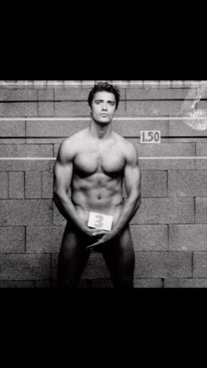 Gilles Marini Instagram - Nudity is the reflection of innocence. 🤔