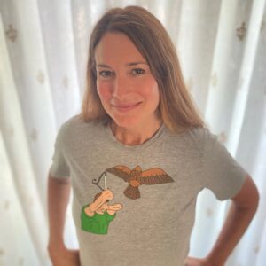 Gillian Flynn Instagram - First person to tell me what cult classic this shirt is referencing gets a free, inscribed copy of one of my books!

#tshirttuesday