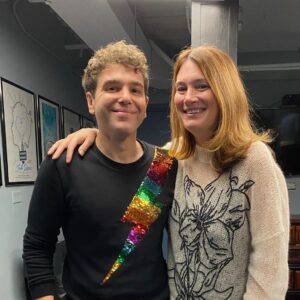 Gillian Flynn Instagram - Had a blast on @crookedmedia's LOVETT OR LEAVE IT on Thursday night with @chicagosmayor Brandon Johnson and my co-stars @alicewetterlund, @classicblackdude, and our lovely host @jonlovett!

The podcast episode is out today on your favorite podcatcher!