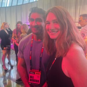 Gillian Flynn Instagram - In my hometown, KCMO, at the @bigslickkc, supporting the amazing @childrensmercy Hospital with my friends, CNN’s Jake Tapper, @fortunefeimster, and @kumailn!

The Big Slick has now raised over $25 MILLION for the hospital!