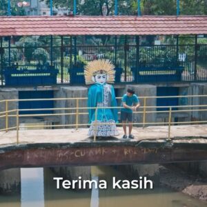 Gina S. Noer Instagram - Respek buat semua ayah yang menjalani peran ganda karena ibu kadang bekerja atau kondisi lainnya. Semangat!

DUA HATI BIRU 
Masih tayang di Bioskop. Yuk, beli tiketnya sekarang! 💙💙 

@duahatibiruofficial 
#DuaHatiBiru 
#FilmDuaHatiBiru
