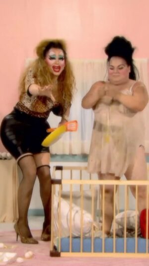 Ginger Minj Instagram - Easter Bunny is tired, I want a visit from the Egg Man 🍳🥵 From all of us at World of Wonder, have a filthy Easter! 

Rewatch #DragRace Season 7, streaming on @paramountplus in the U.S. and on @wowpresentsplus everywhere else worldwide 👑