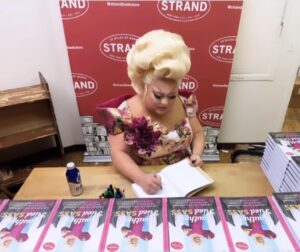 Ginger Minj Instagram - Hey, hey! If you’ve gotten a copy of my new book, Southern Fried Sass, please head over to Amazon and leave a (5*) review! If you haven’t gotten your copy yet, what are you waiting for?! 😜🥰😘