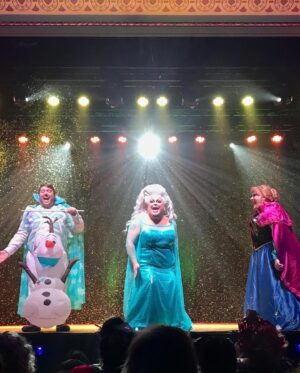 Ginger Minj Instagram - We are just one week away from Winter Wonderland at @chsmusichall! Tickets are only $20 and it’s my ONLY holiday show of the year! So don’t be a grinch and get those tickets before they melt away! #holiday #christmas #livetheatre