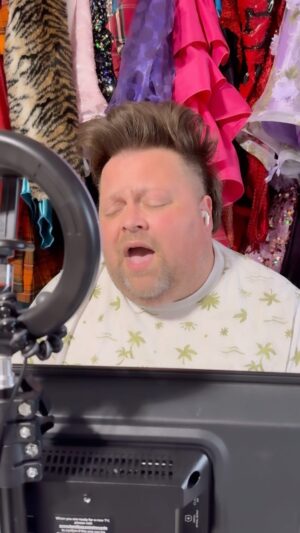 Ginger Minj Instagram - @thecee_jay caught me singing The Impossible Dream from Man of La Mancha! I’m no @brianstokesm but I think I did alright ❤️ #broadway #acapella #manoflamancha #impossibledream #singing #live